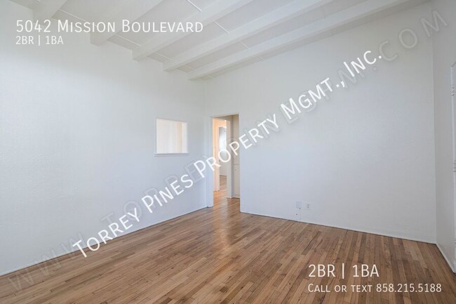 Building Photo - *OPEN HOUSE: 11/30 3-4PM*  Perfectly Locat...