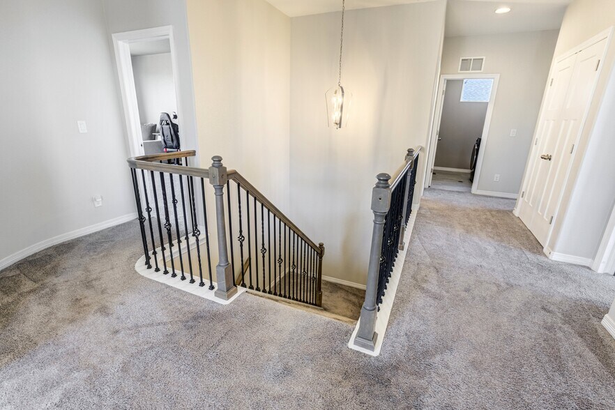 Building Photo - 7664 Alpine Daisy Dr