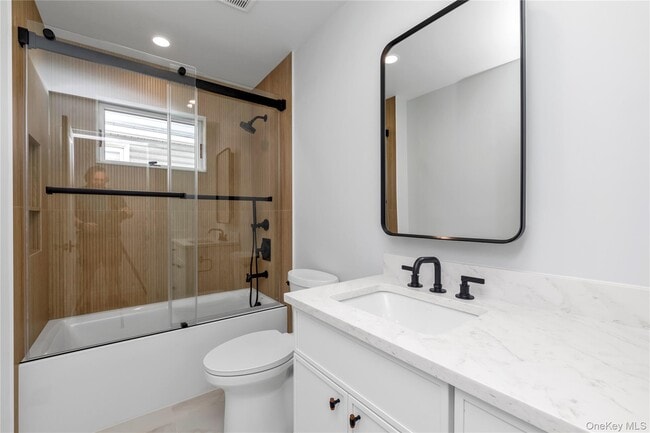 Building Photo - 157 Lincoln Ave