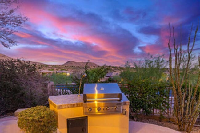 Building Photo - 11047 E Mirasol Cir