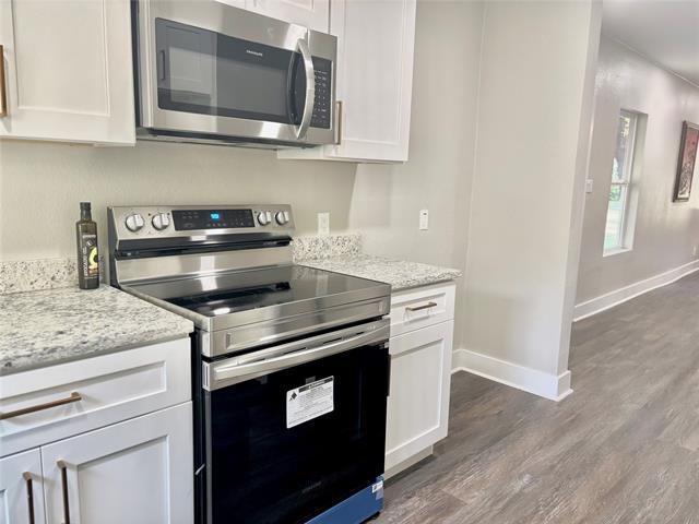 Building Photo - 1500 W Collin St