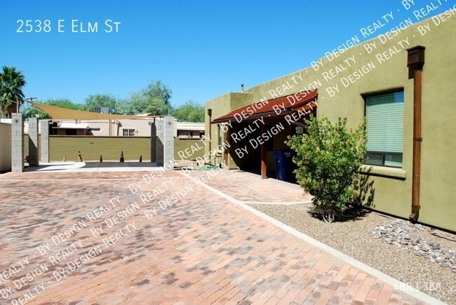 Building Photo - Blenman Elm 4 Bed 3 Bath Custom Home