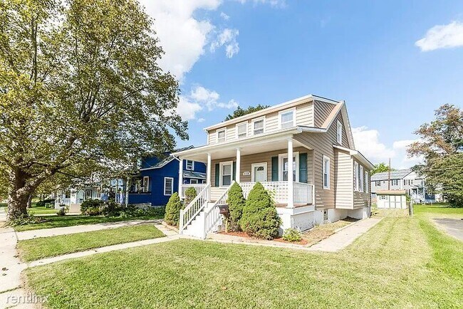 Primary Photo - 3 br, 1.5 bath House - 2708 White Ave
