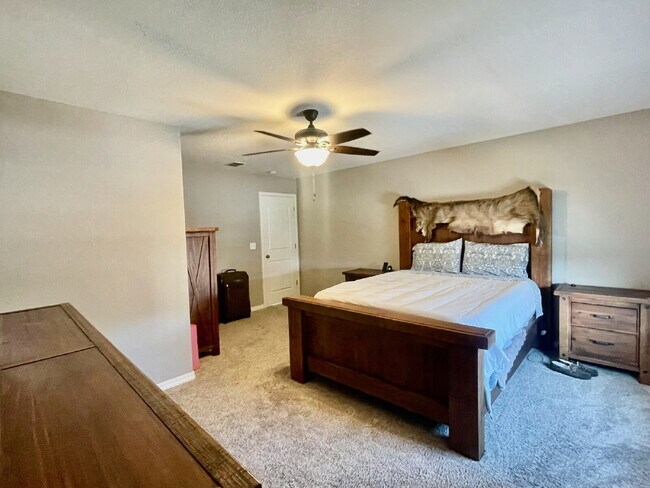 Building Photo - Charming Corner-Lot Home with Office, Fire Pit and Solar Panels on Primavera Lane, Fountain, CO!