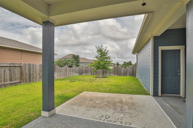 Building Photo - 18506 Gunda Heights Dr