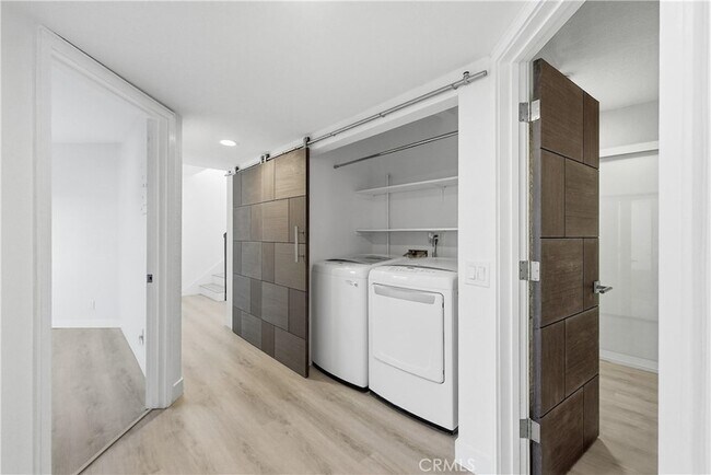 Building Photo - 33791 Mariana Dr