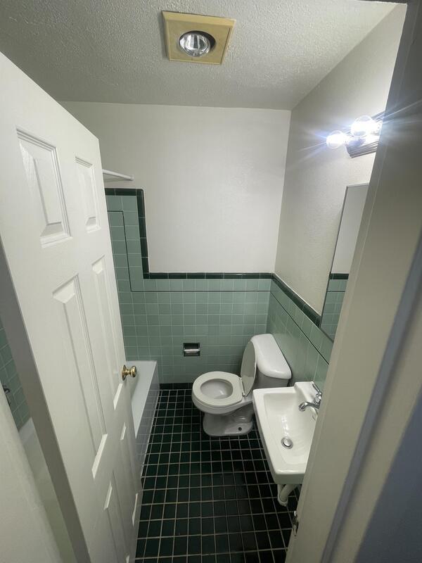 Building Photo - 1675 S State St