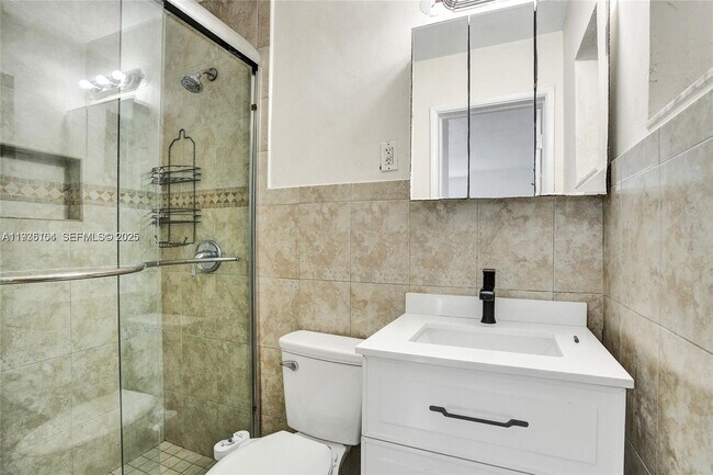 Building Photo - 4185 SW 49th Ct