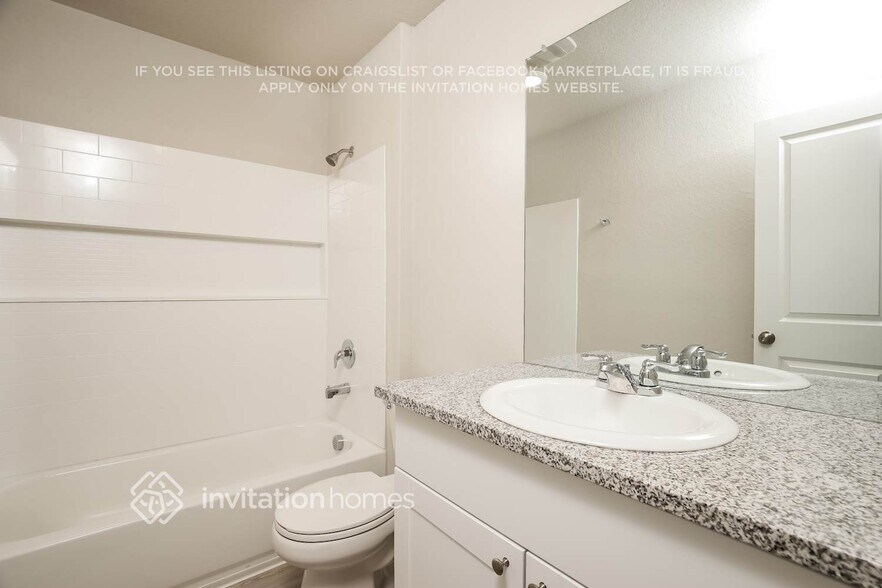 Building Photo - 13715 Bucket Way