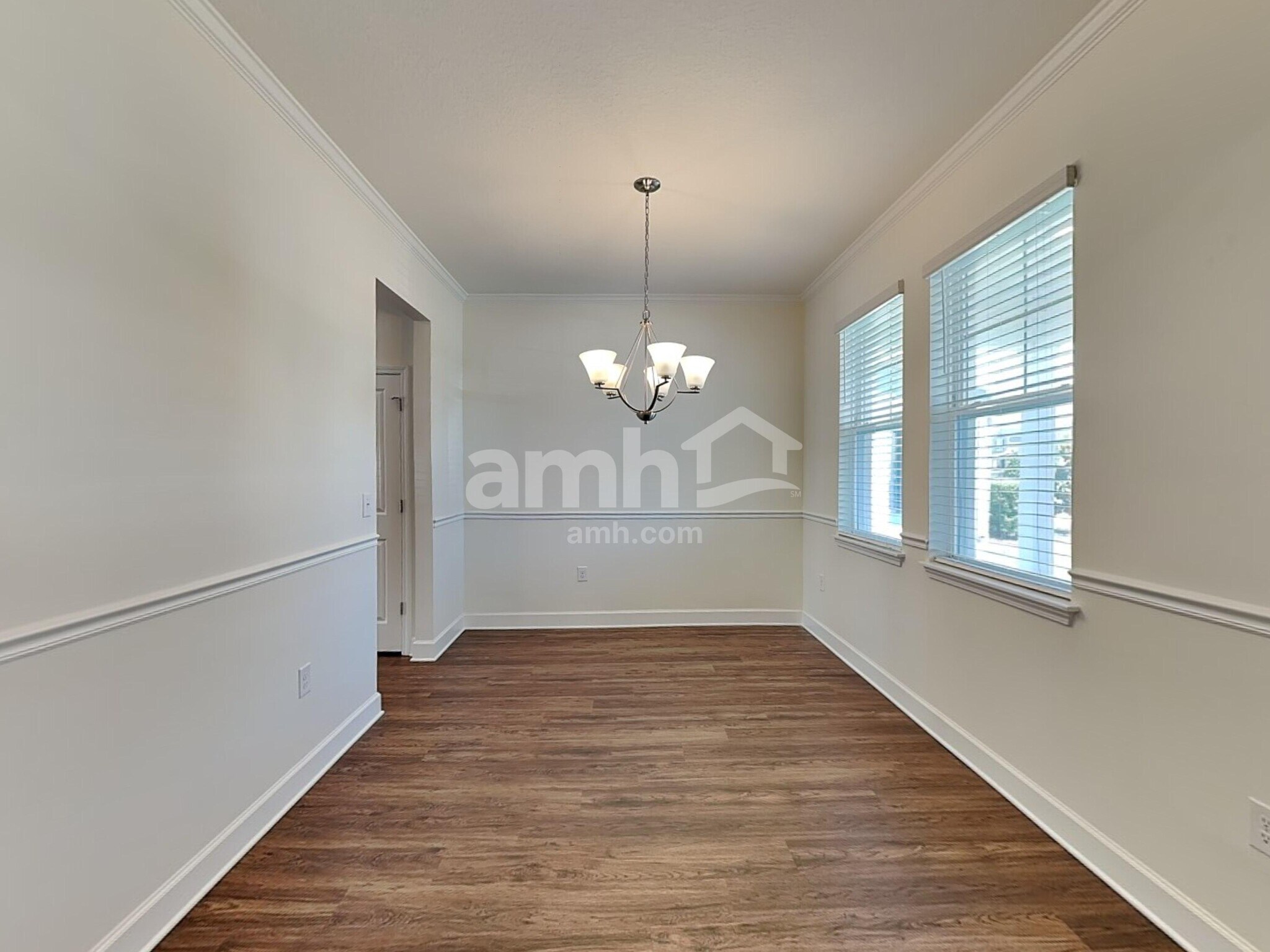 Building Photo - 327 Pine Terrace Dr