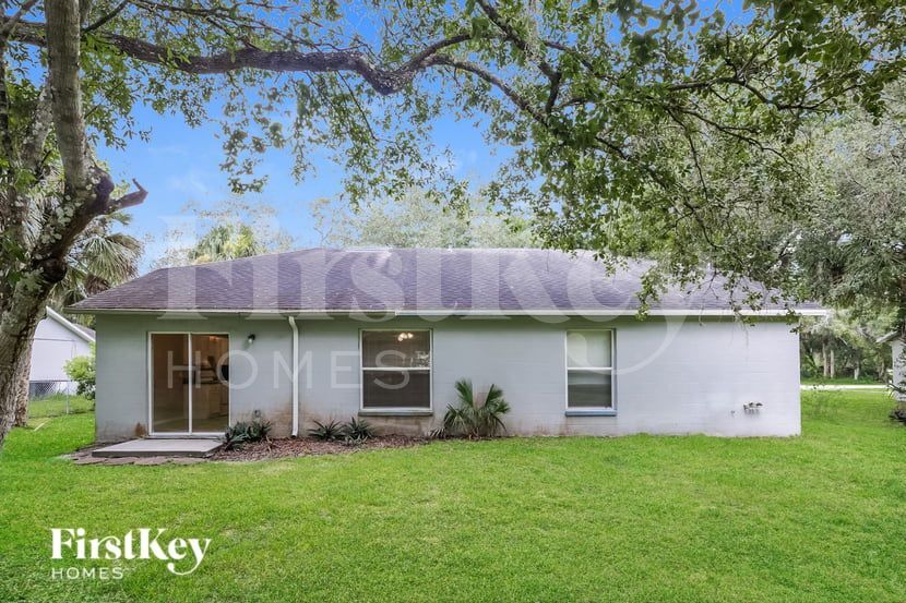 Building Photo - 415 Calhoun St