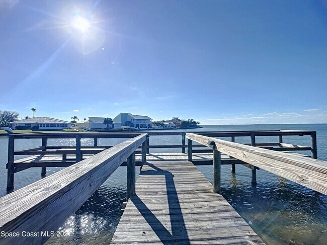 Building Photo - 5800 N Banana River Blvd