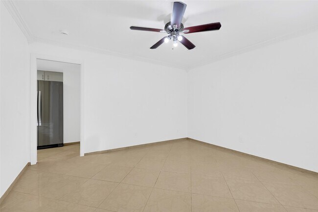 Building Photo - 8802 Tanager St