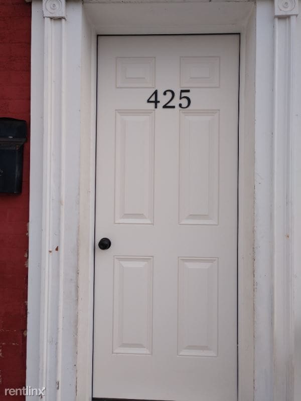 3 br, 1 bath Townhome 425 Girard Ave 425 Girard Ave York PA 17403