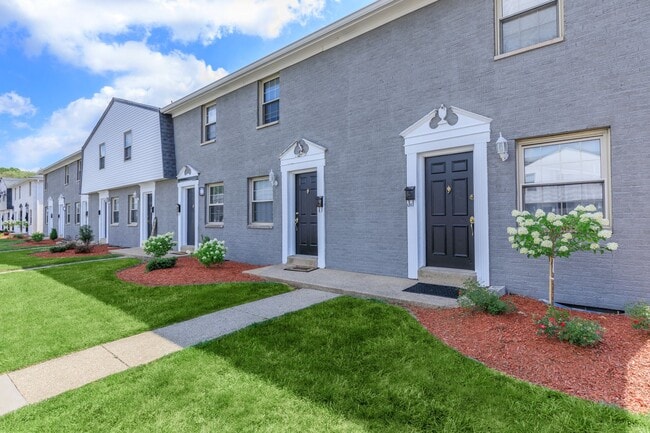 Building Photo - Semi Renovated Finished End