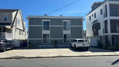 Building Photo - 21 S Madison Ave