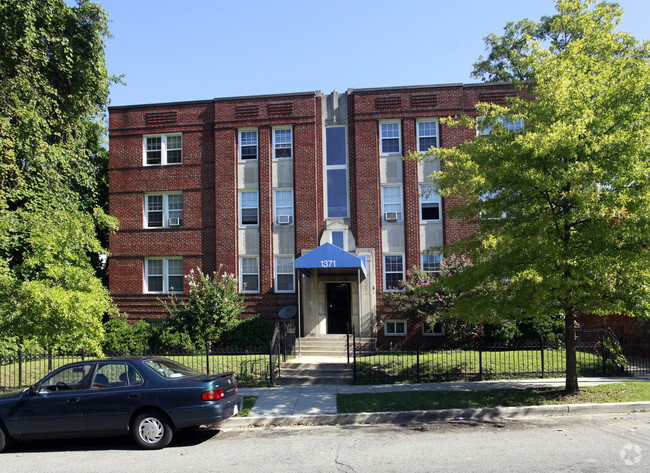 Primary Photo - Peabody Apartments