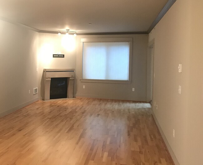 Copperleaf Condo 18609 SE Newport Way Issaquah WA 98027 Apartment