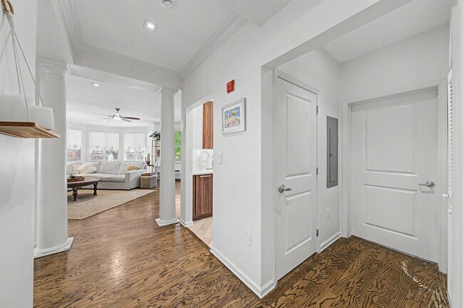 Building Photo - 4 Constellation Pl