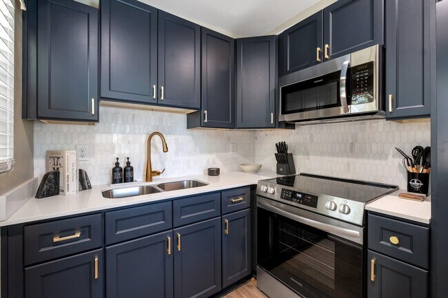 Building Photo - 1028 Calloway St