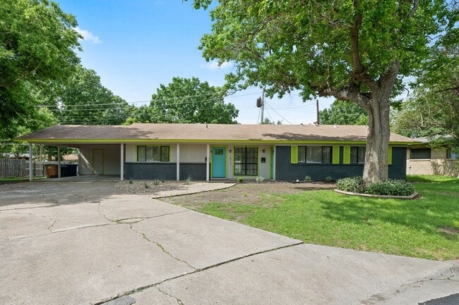 Building Photo - 1513 Braes Ridge Dr