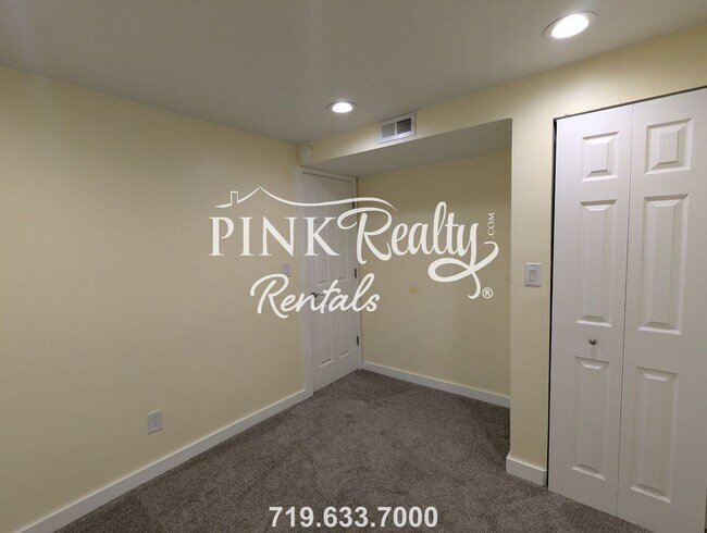 Building Photo - 4546 Del Verde Dr