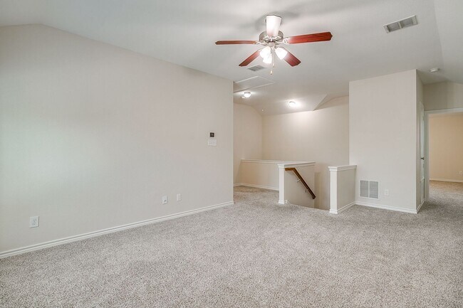 Building Photo - 3801 Weatherstone Dr