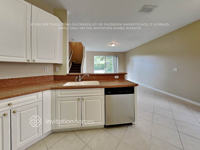 Building Photo - 4982 Pebblebrook Ter