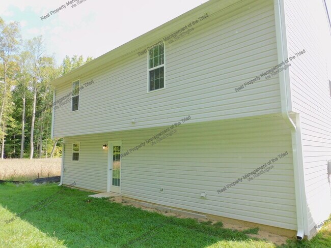 Building Photo - 4623 Chapel Ridge Dr