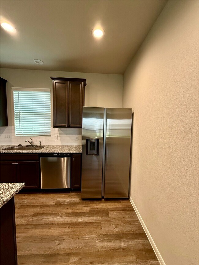 Building Photo - 445 Aurora Creek Ln