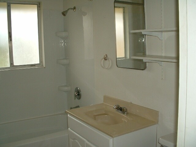 Building Photo - 9725 Lake Steilacoom Dr SW