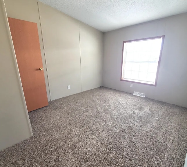 Building Photo - 9366 Starboard Dr