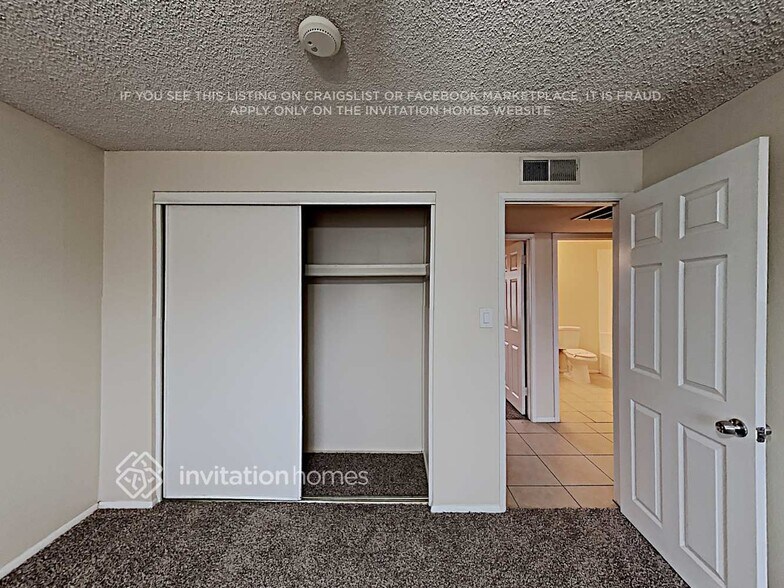 Building Photo - 14226 N 38th Pl