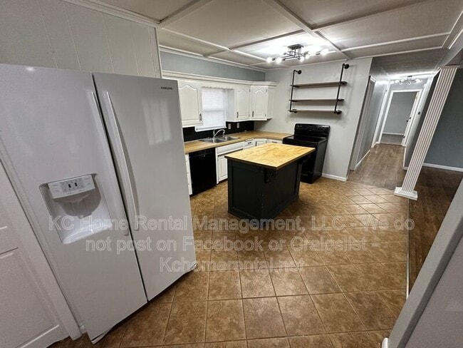 Building Photo - 5016 Norwood Ave