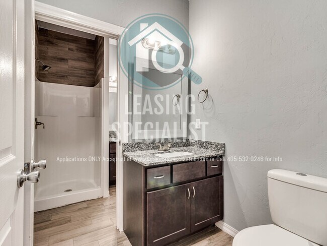 Building Photo - Central Norman 4 Bed 3 Bath House Ready fo...