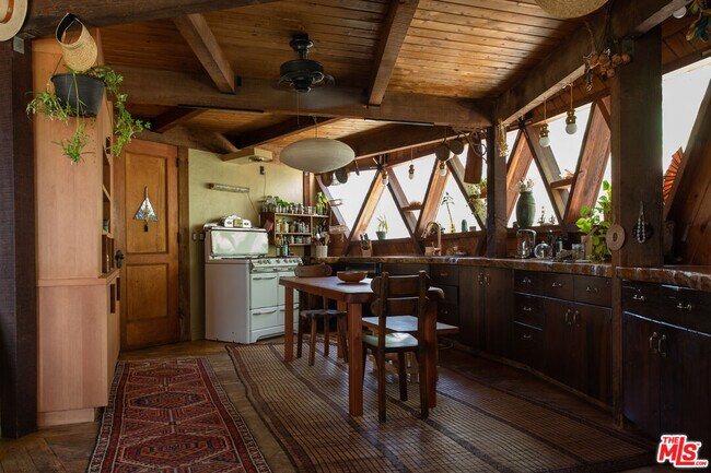 Building Photo - 20269 Croydon Ln