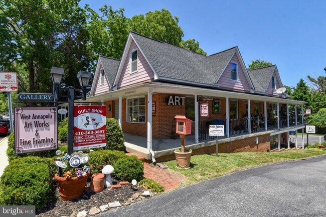 Building Photo - 308 Forbes St