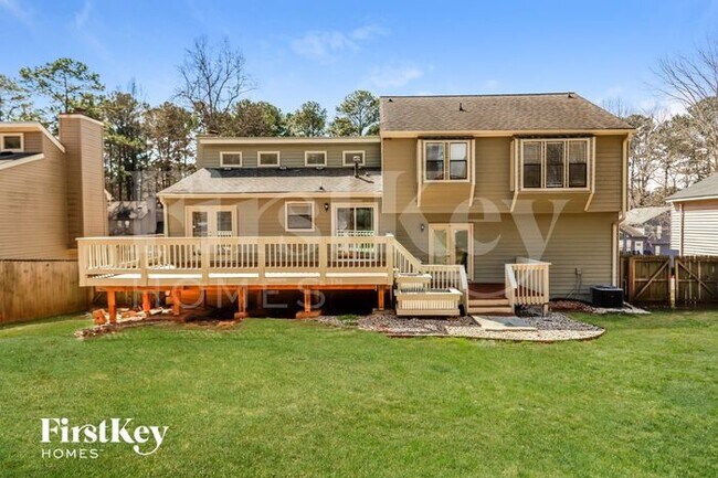 Building Photo - 334 McKees Rock Ln