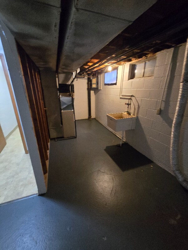 Building Photo - 2777 Kipling Ave NW