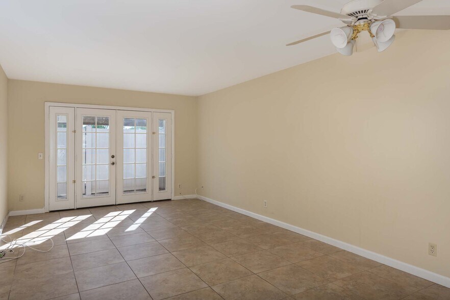 Building Photo - 69725 Encanto Ct