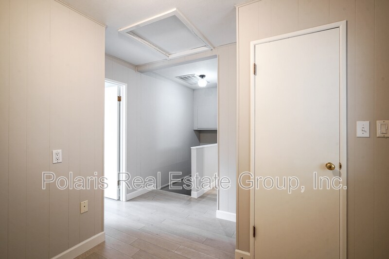 Building Photo - 40 Bailey Ct