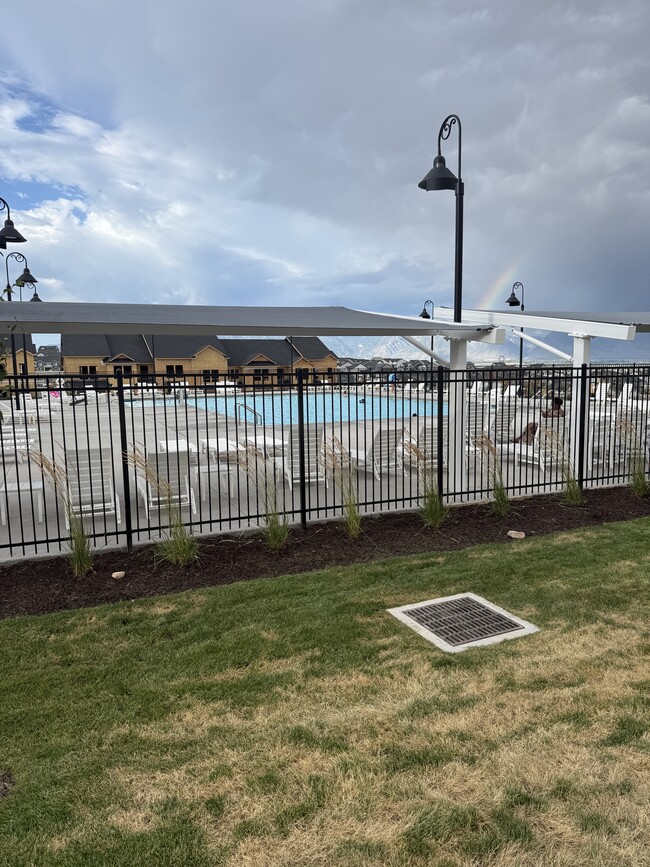 Building Photo - 1099 N Ledger Dr