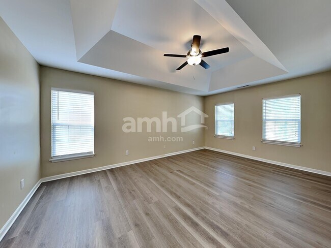 Building Photo - 516 Littleport Dr