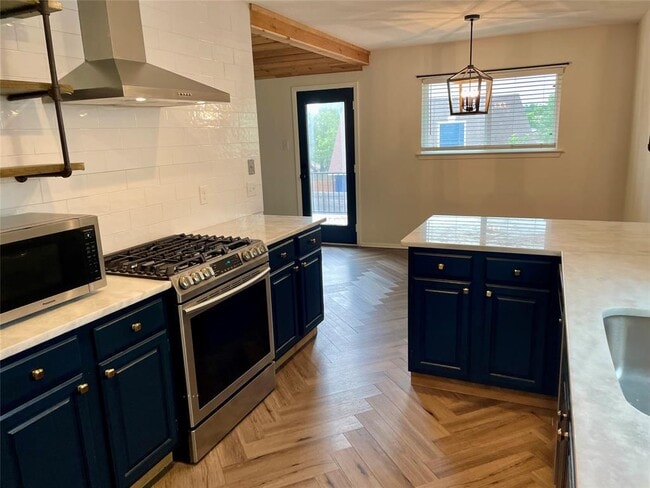 Building Photo - 8405 Red Willow Dr