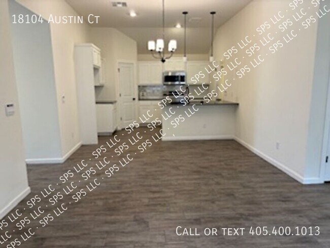 Building Photo - 18104 Austin Ct