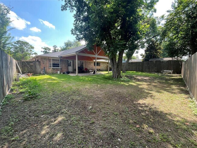 Building Photo - 11406 Hornbrook Dr