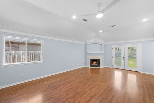 Building Photo - 3910 Crystal Pass Ct