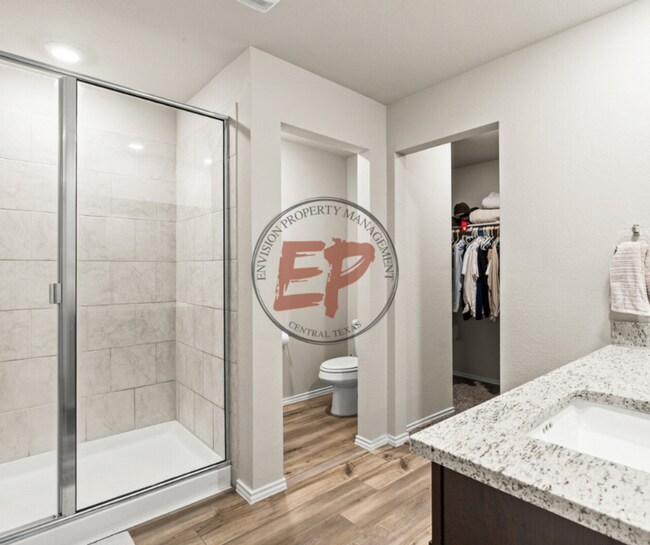 Building Photo - 7209 Llano Dr