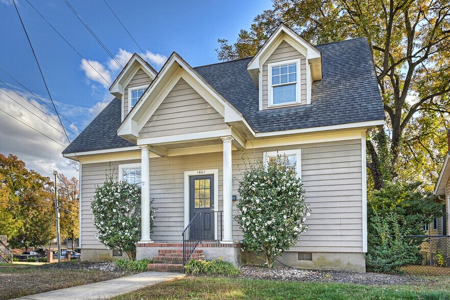 Building Photo - 1601 Wilmore Dr