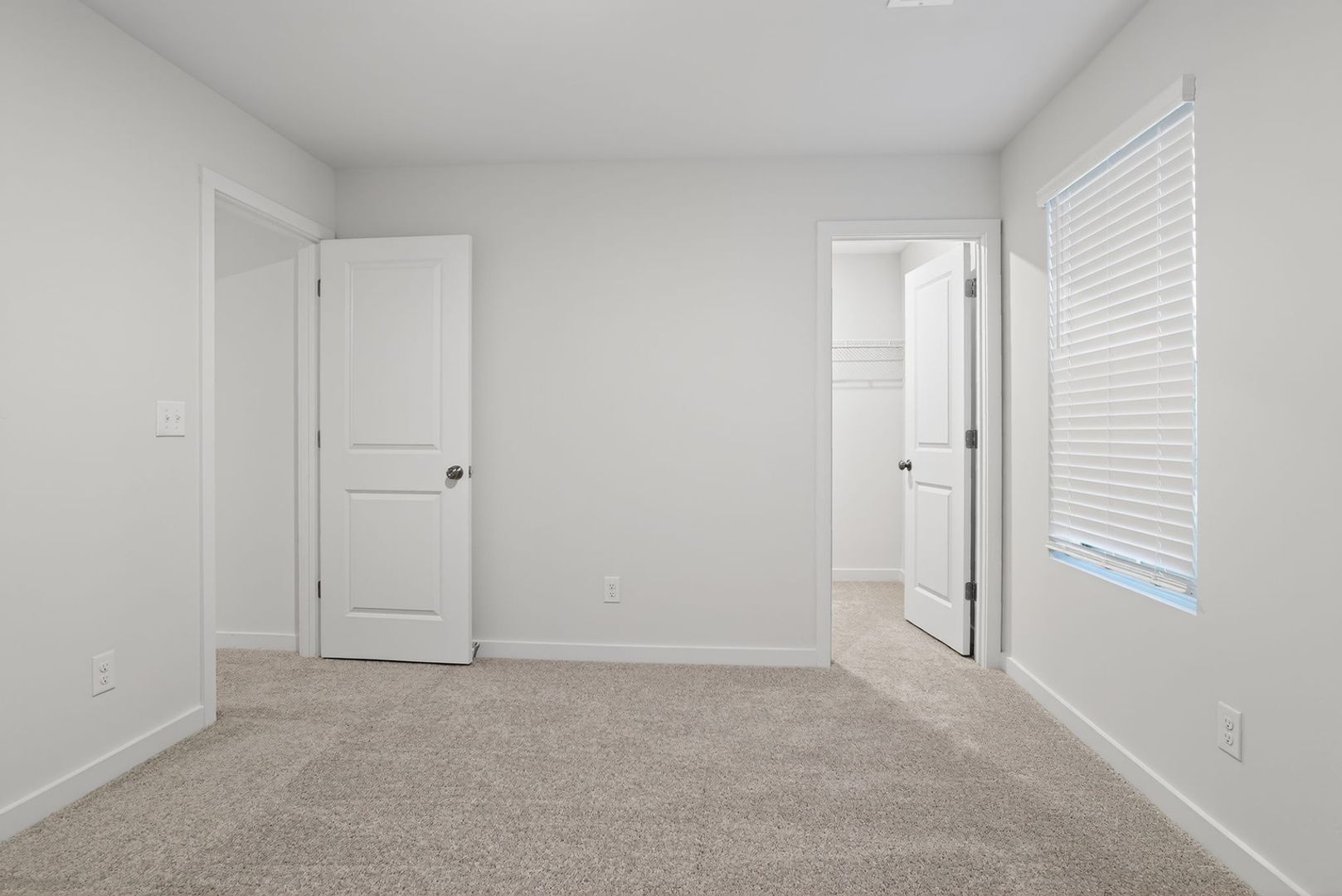 Building Photo - 1731 Harper Lily Ln